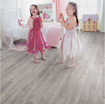 ELKA LAMINATE 8 MM V4 / PEBBLE OAK AQUA PROTECT ## ONLY £15.99 PER M2 ##